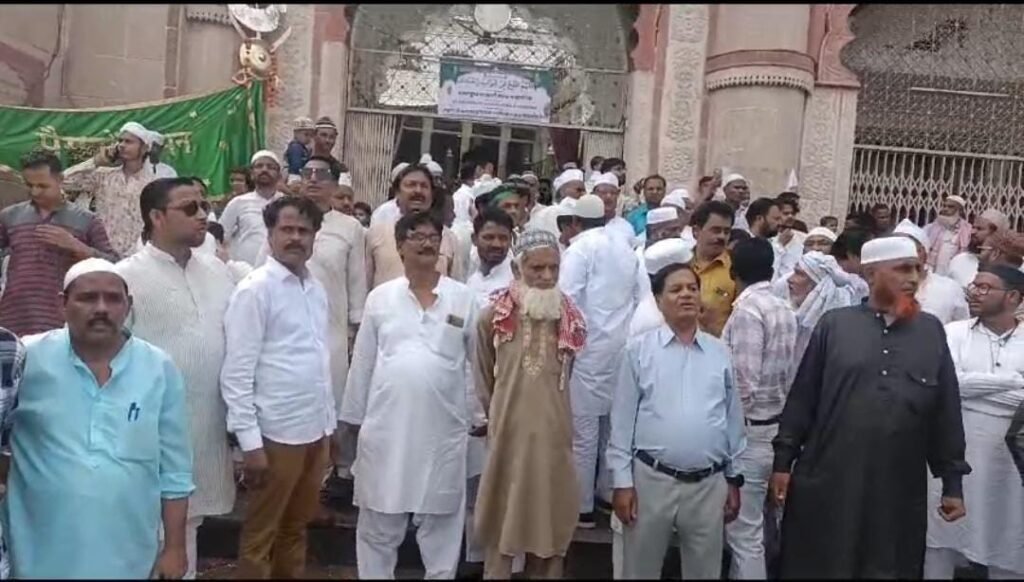 ईद-ए-मिलाद-उन-नबी पर निकला जुलूस ए मोहम्मदी