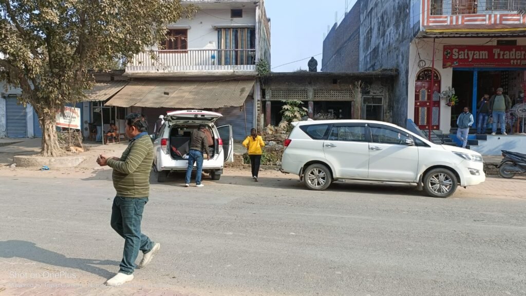 *ईडी की बड़ी कार्रवाई,कपड़ा व्यवसायी के घर 14 घंटे चली छापेमारी, मोबाइल जब्त कर नोटिस दिया*