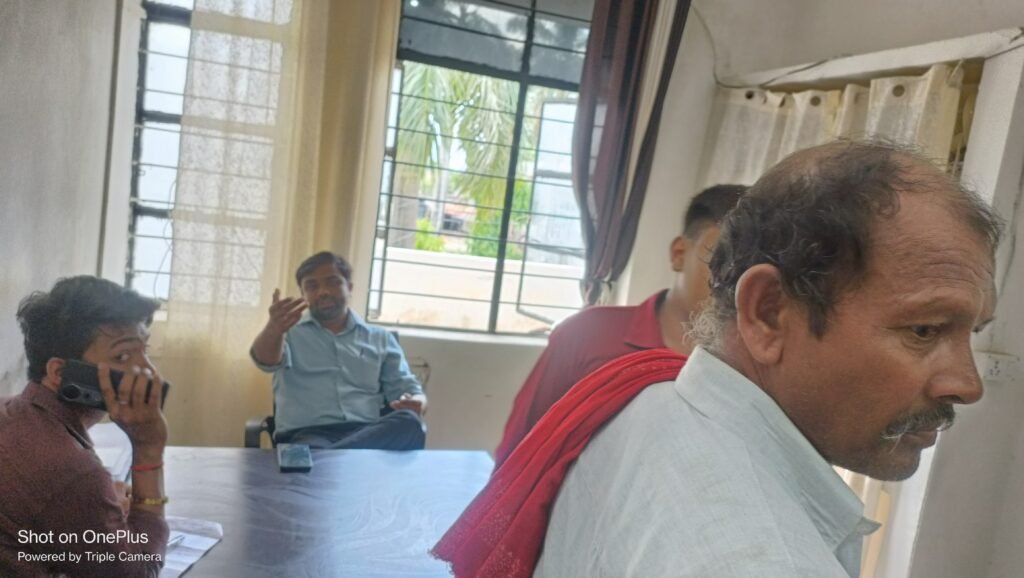 आपूर्ति विभाग के पारदर्शिता पर उठ रहे सवाल,क्या दलालों से मिलेगी निजात?